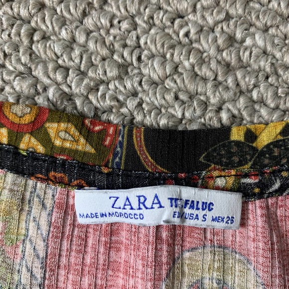 Zara Trufaluc Womens Blouse Top Size Small Red/Black Ornament Print Peplum - Picture 8 of 9